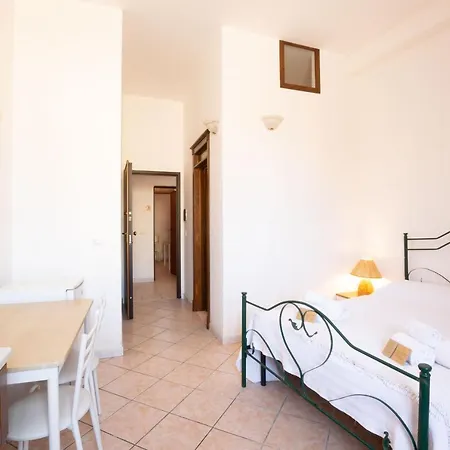 Appartamenti Borgo Terra Aparthotel